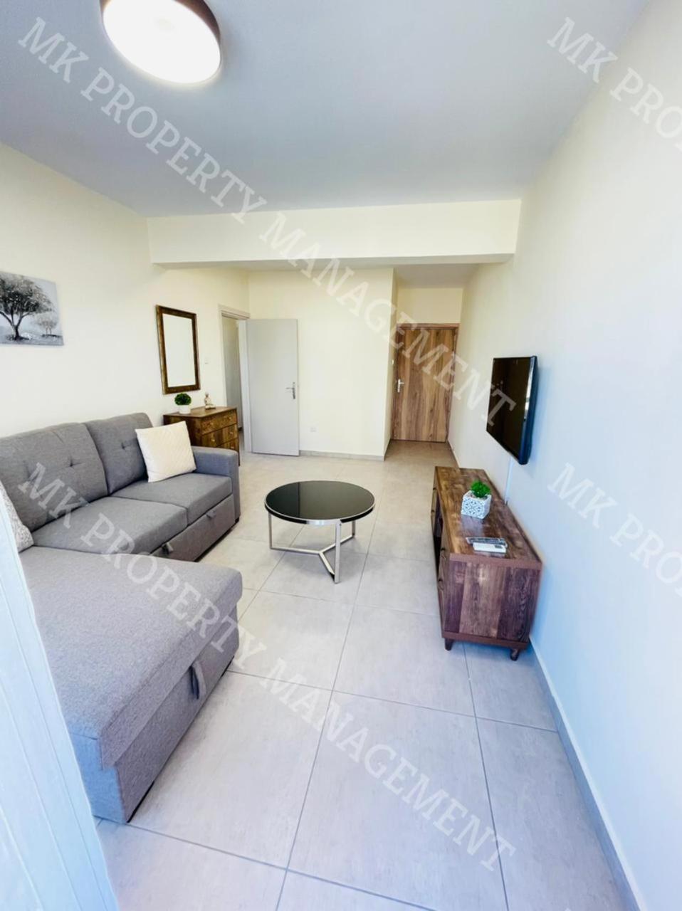 Milos City Center Apts No.34 Ларнака Екстер'єр фото